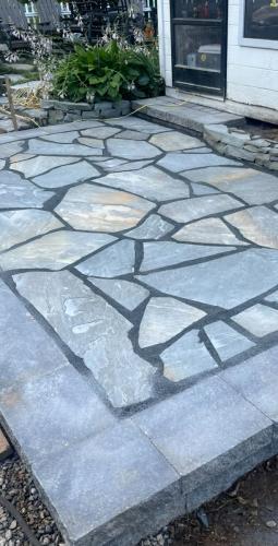 Irregular Bluestone Patio